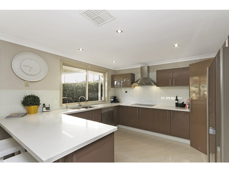 9 Crusade Close, Valentine NSW 2280