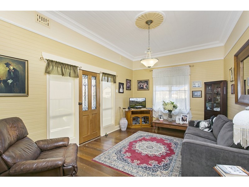 45 Deane Street, Belmont NSW 2280