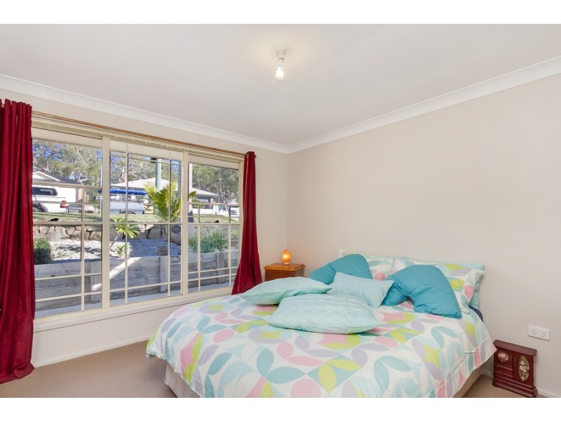 92 Yeramba Road, Summerland Point NSW 2259