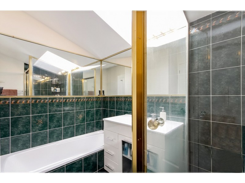 43 Croft Road, Eleebana NSW 2282