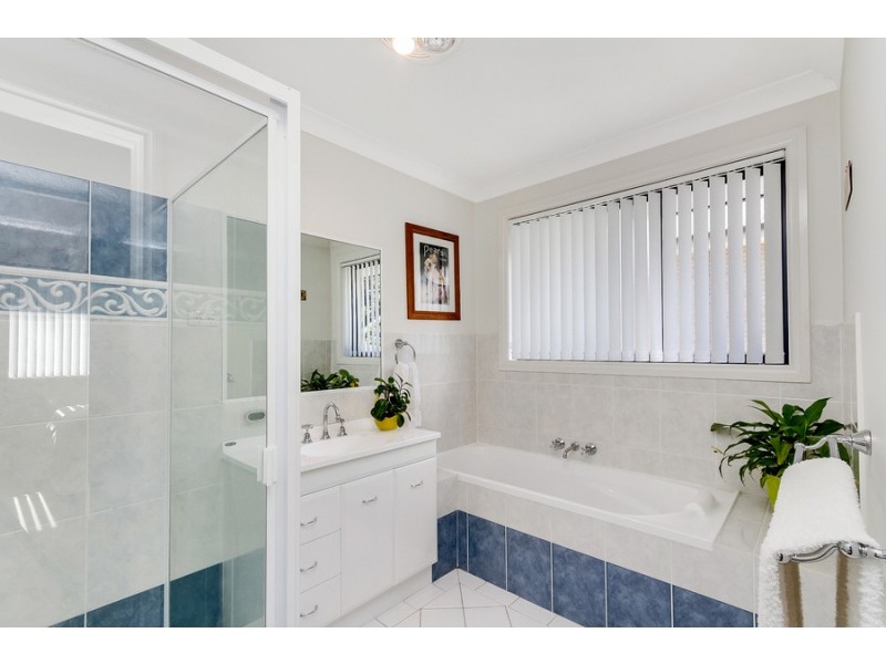 48 Park Royal Drive, Floraville NSW 2280