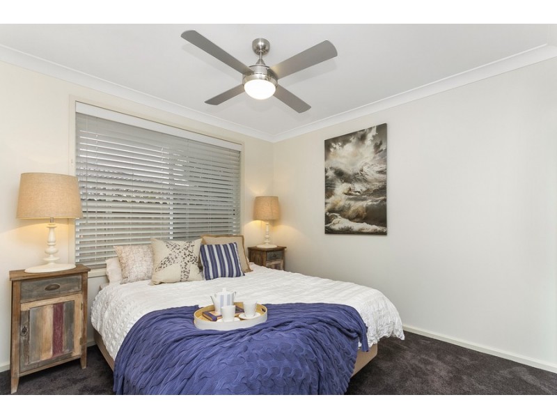 2/14 Berringar Road, Valentine NSW 2280