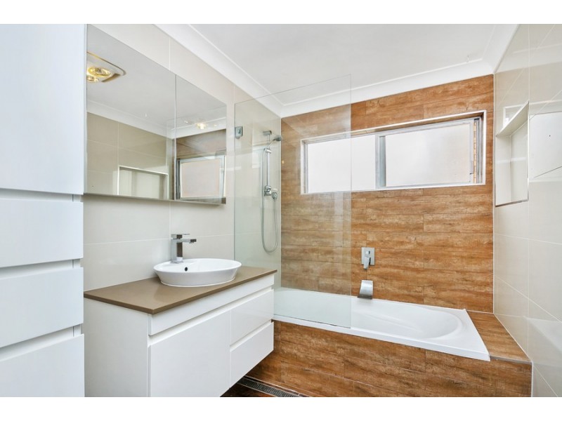 34 Christopher Avenue, Valentine NSW 2280