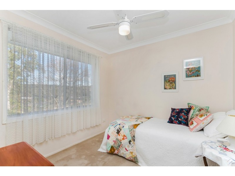 42 Regal Way, Valentine NSW 2280