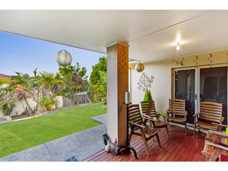 25 Pebble Beach Court, Belmont NSW 2280