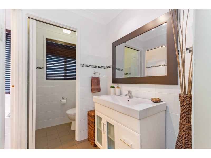 6 Lipton Close, Woodrising NSW 2284