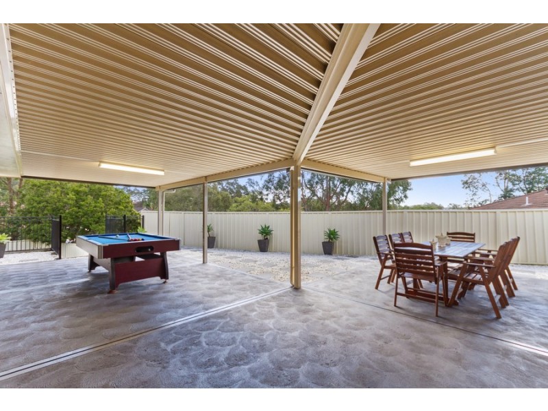 6 Lipton Close, Woodrising NSW 2284