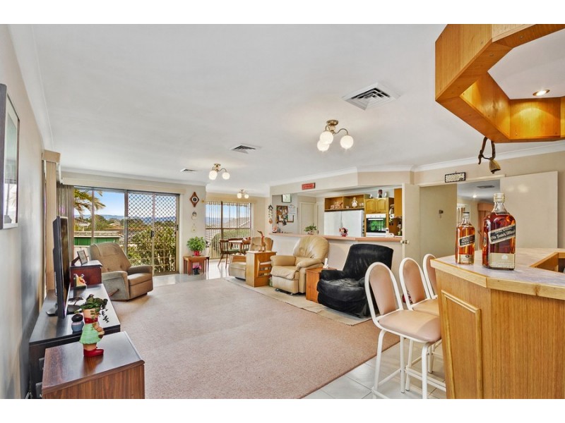 100 Regal Way, Valentine NSW 2280