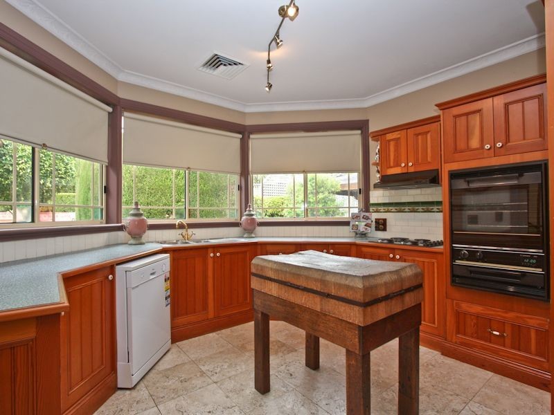 24 Tallawalla Road, Valentine NSW 2280