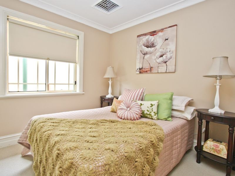 24 Tallawalla Road, Valentine NSW 2280