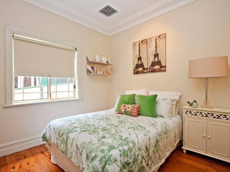 24 Tallawalla Road, Valentine NSW 2280