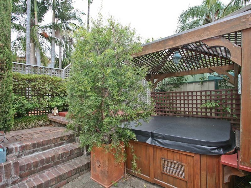 24 Tallawalla Road, Valentine NSW 2280