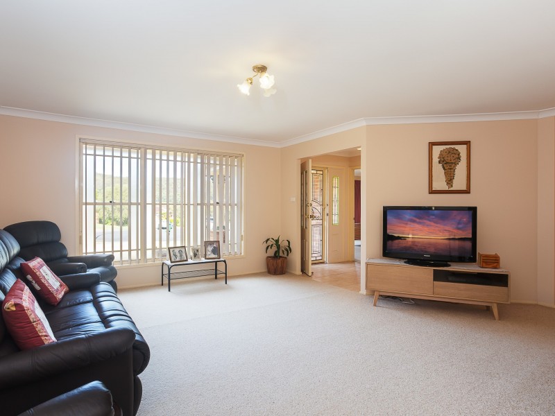 19 Mountbatten Place, Valentine NSW 2280