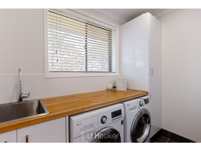 82 Alhambra Avenue, Macquarie Hills NSW 2285