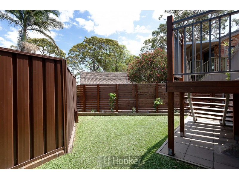 82 Alhambra Avenue, Macquarie Hills NSW 2285