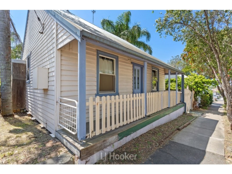 74 Victoria Street, Adamstown NSW 2289