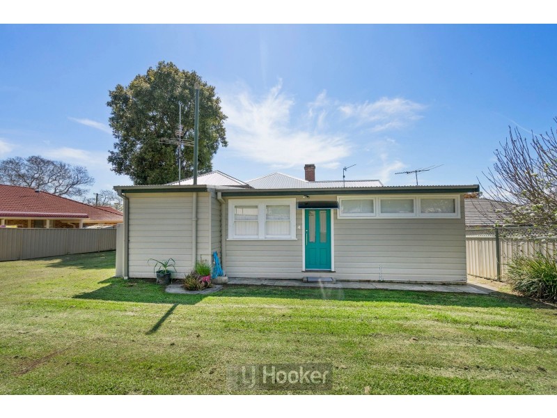 4/243 Maitland Road, Cessnock NSW 2325