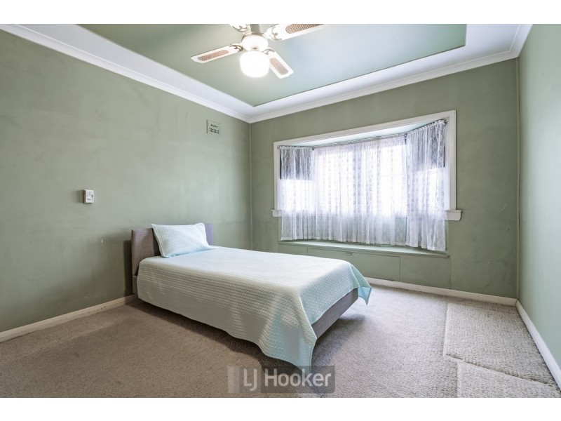 2 Beryl Street, Warners Bay NSW 2282