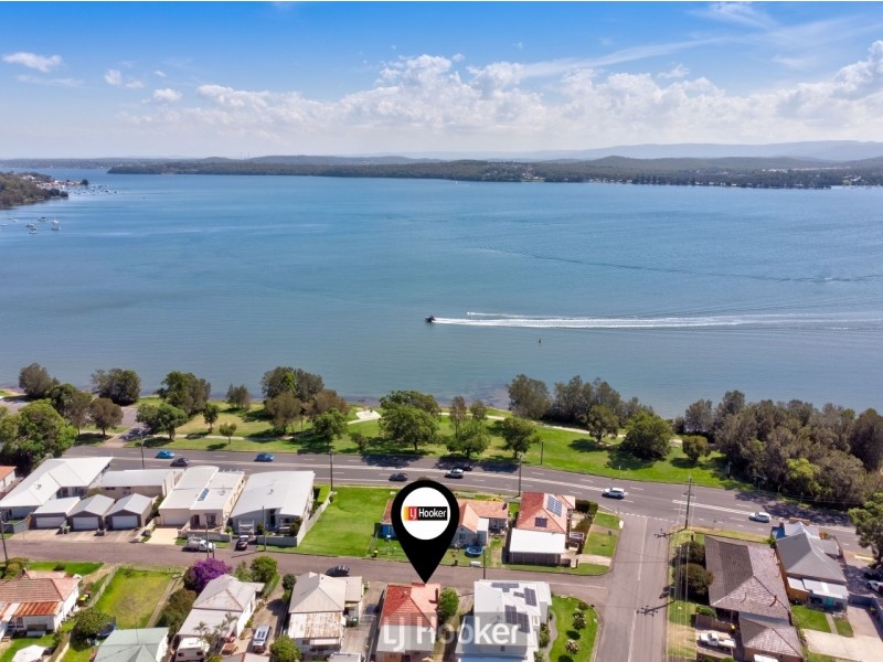 2 Beryl Street, Warners Bay NSW 2282