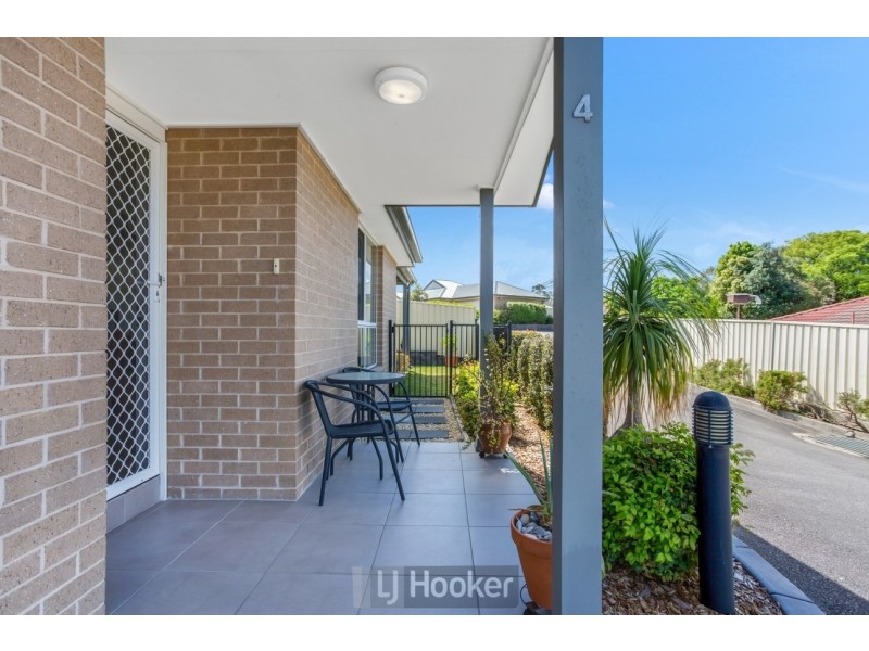 4/18 Croudace Road, Elermore Vale NSW 2287