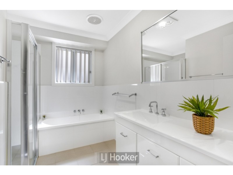 4/18 Croudace Road, Elermore Vale NSW 2287