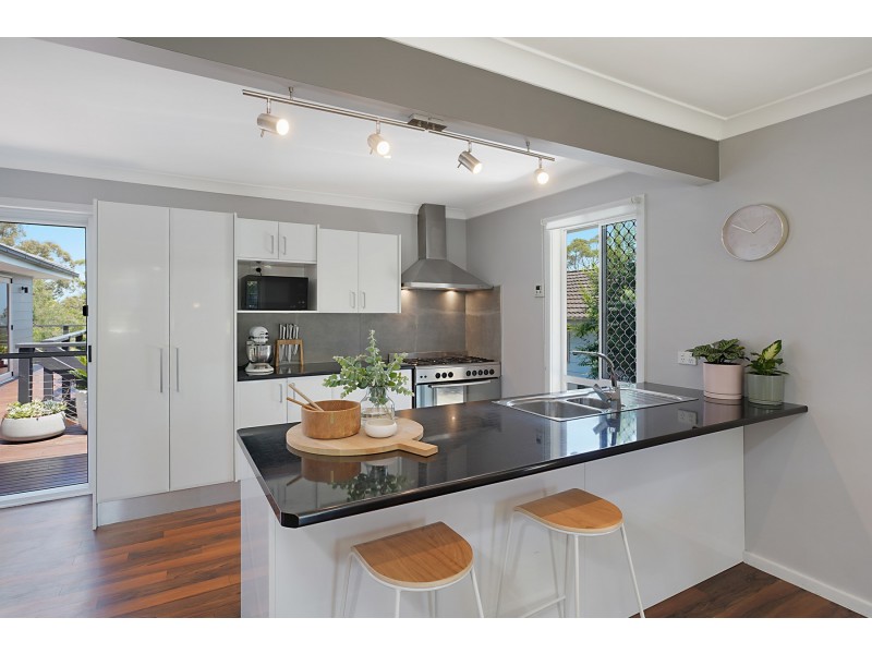 496 Warners Bay Road, Charlestown NSW 2290