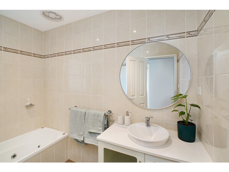 496 Warners Bay Road, Charlestown NSW 2290