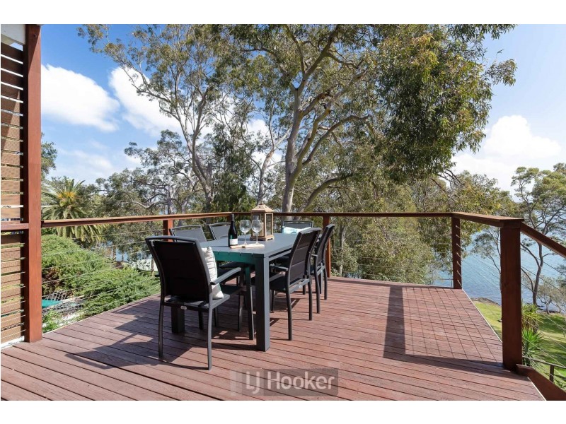 106 Beach Road, Wangi Wangi NSW 2267
