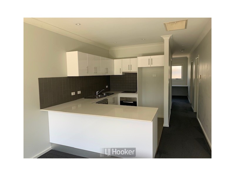 6/12 Berringar Road, Valentine NSW 2280