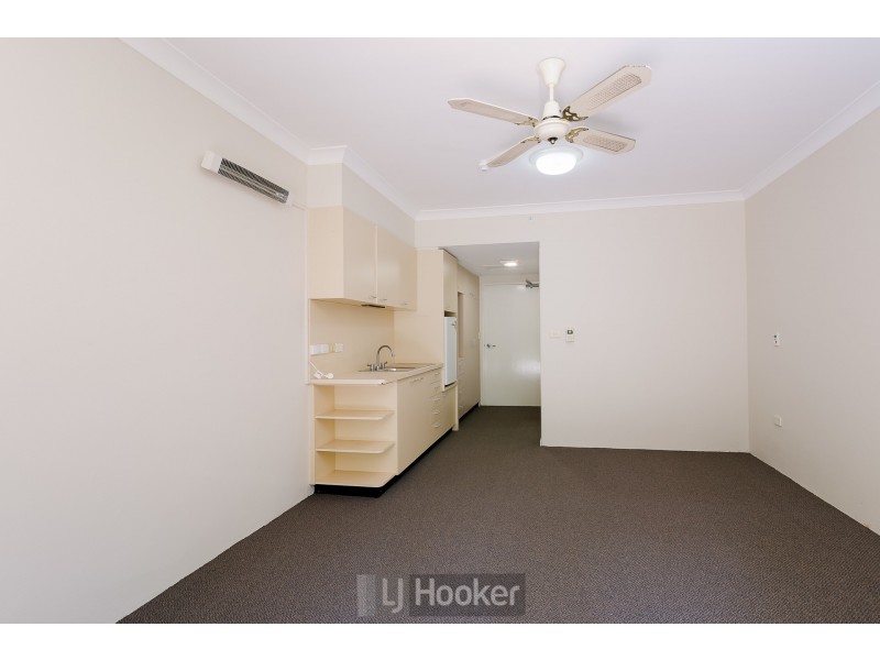 110/3 Violet Town Road, Mount Hutton NSW 2290