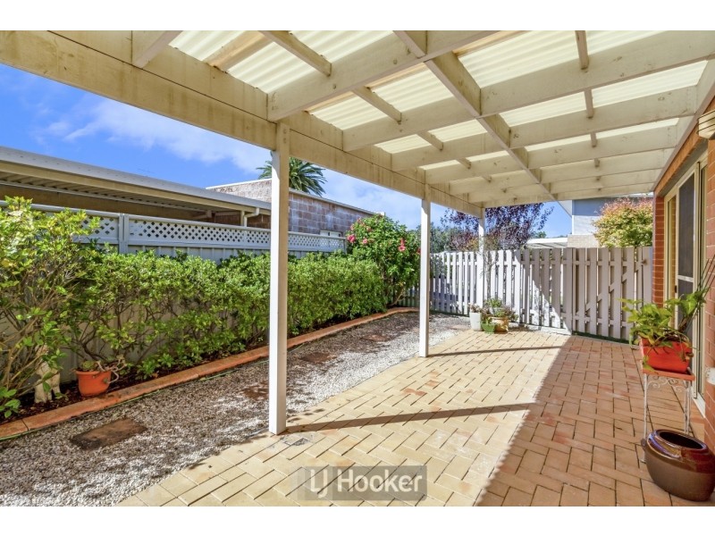 22 Phoenix Drive, Warners Bay NSW 2282