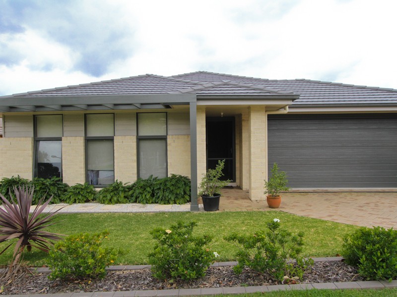 26 Burrong Street, Fletcher NSW 2287