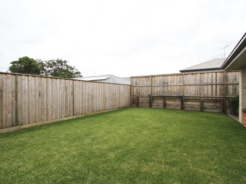 26 Burrong Street, Fletcher NSW 2287