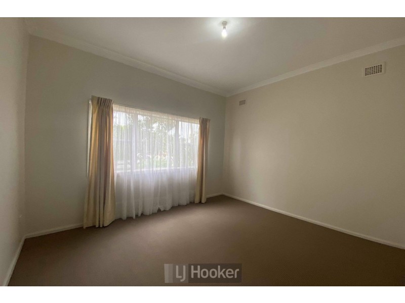122 The Boulevarde, Toronto NSW 2283