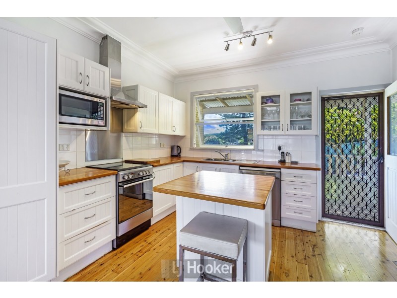 74 Jonathan Street, Eleebana NSW 2282