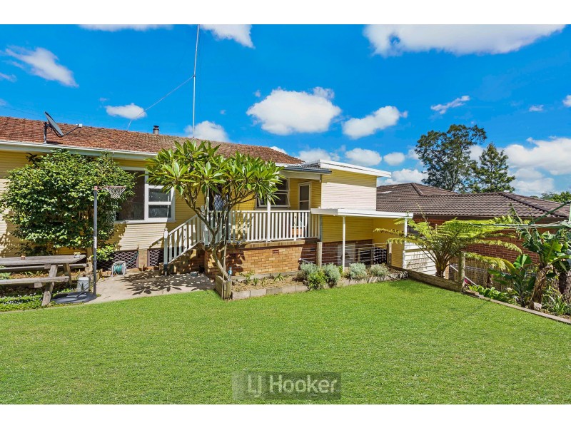74 Jonathan Street, Eleebana NSW 2282