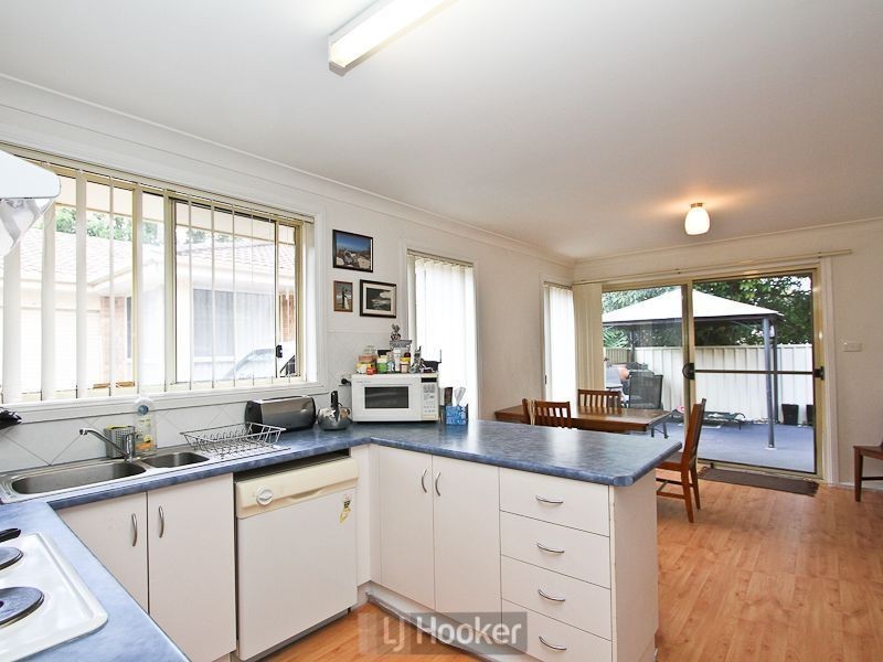 2/156 Medcalf Street, Warners Bay NSW 2282