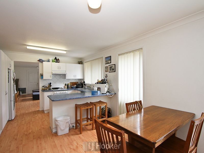 2/156 Medcalf Street, Warners Bay NSW 2282