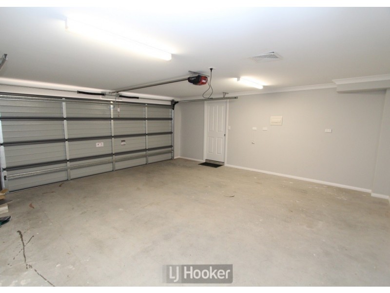 2/37-39 Tallawalla Road, Valentine NSW 2280