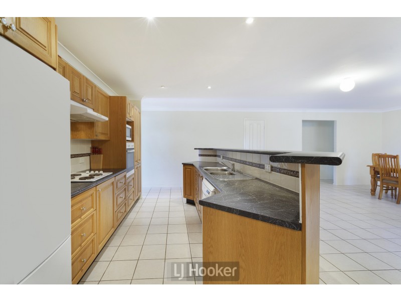 6 Karong Avenue, Maryland NSW 2287