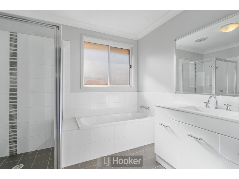 16 Birkdale Boulevard, Cessnock NSW 2325