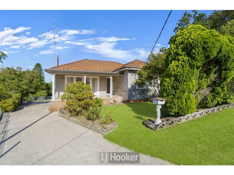 10 Jesson Parade, Warners Bay NSW 2282