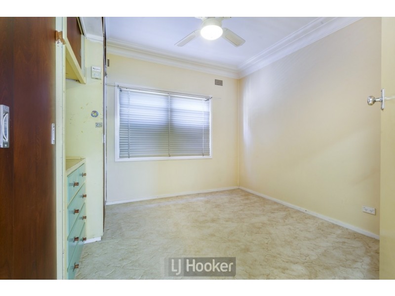 10 Jesson Parade, Warners Bay NSW 2282