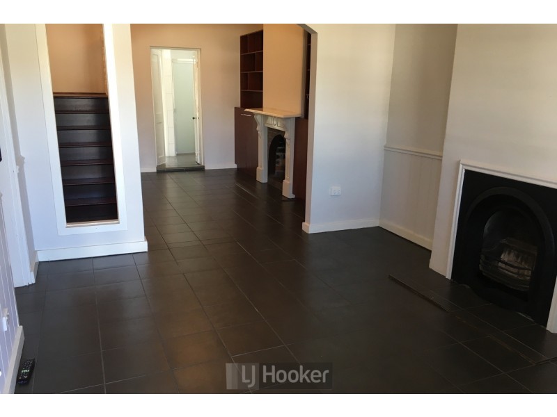 23 Platt Street, Waratah NSW 2298