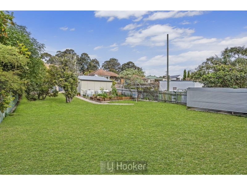 166 Park Avenue, Kotara NSW 2289