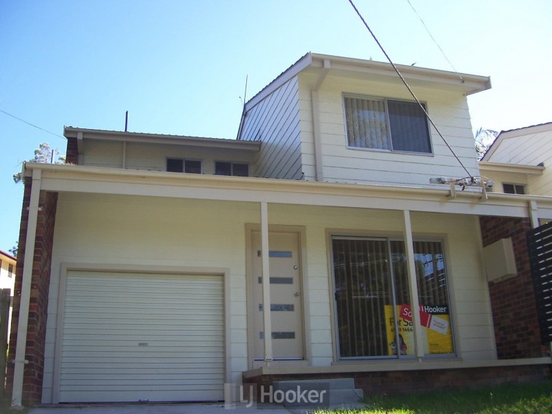 19 Threlkeld Drive, Bolton Point NSW 2283