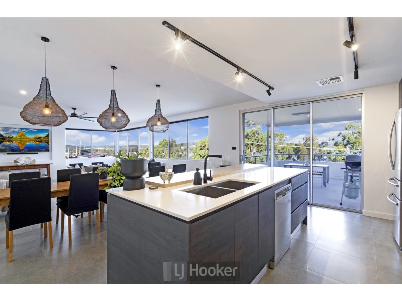 360 The Esplanade, Speers Point NSW 2284