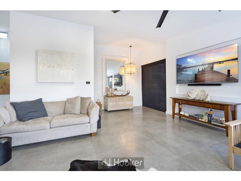 360 The Esplanade, Speers Point NSW 2284