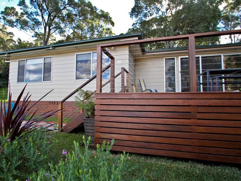 17 Moani Street, Eleebana NSW 2282