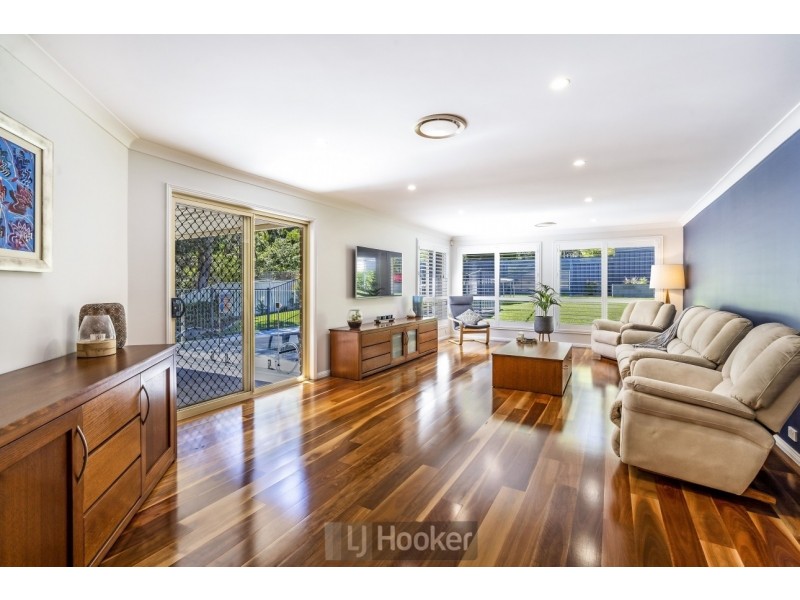 16 Connaught Road, Valentine NSW 2280